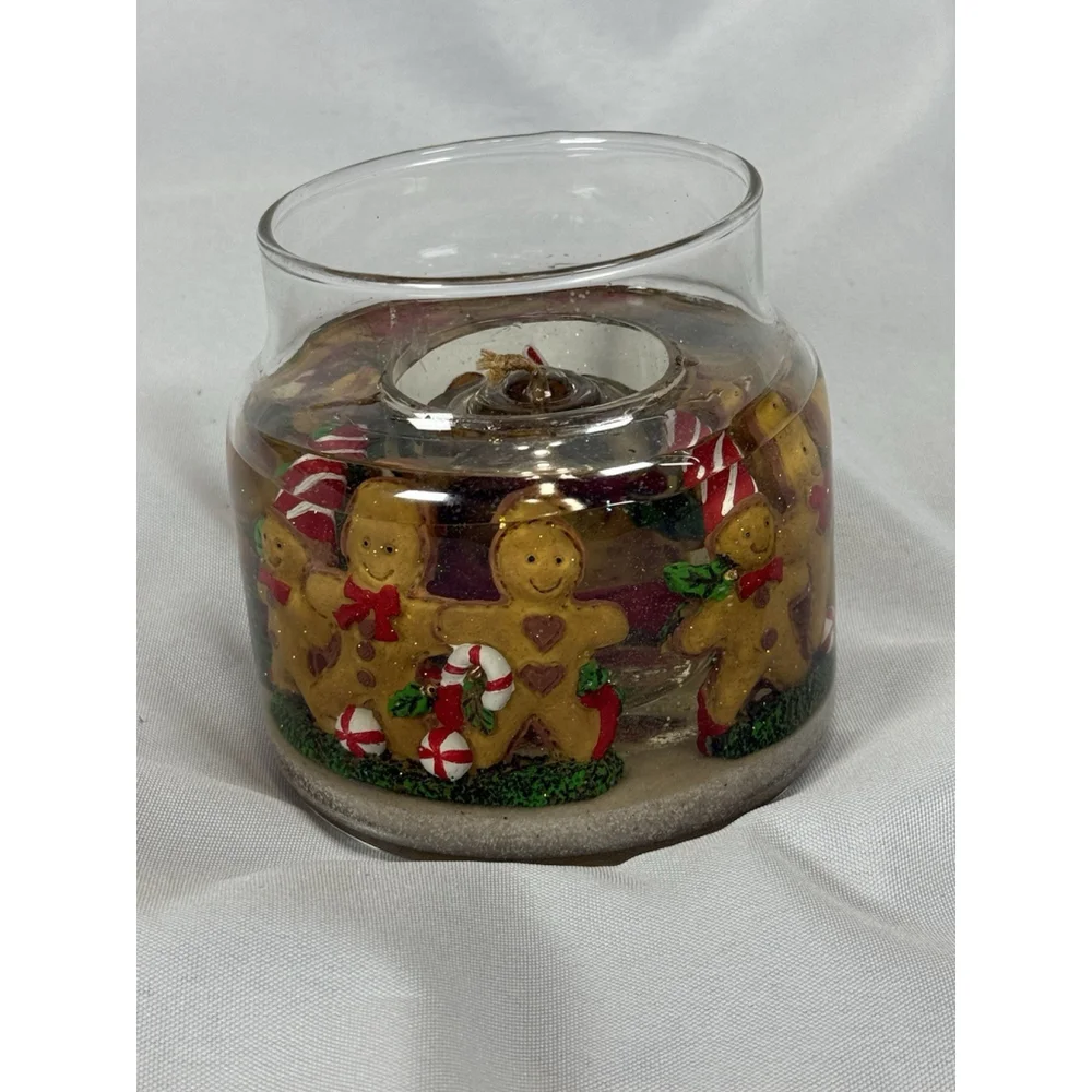 Christmas Gingerbread Men GEL Candle Gerson International NEW Gingerbread Man
